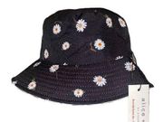 Alice + Olivia x FabFitFun Reversible Bucket Hat - Black w/ Daisies & White