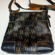 Dooney & Bourke vintage 1975 db logo bag​​​​