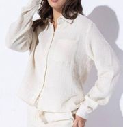 Beige Oversized Button-Up Shirt Women's Medium Long Sleeve Collared