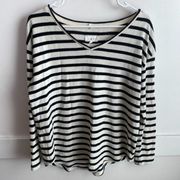 Lou & Grey White & Black Striped V-Neck Long Sleeve Shirt