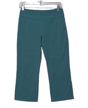 Roots Canada Yoga Capri Leggings in Green – Size M – EUC