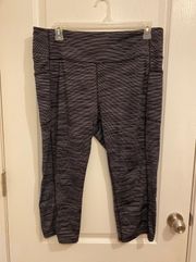 Black/Gray Striped Capri Leggings