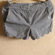 British Khaki Seersucker Scalloped Hem Shorts Size 4