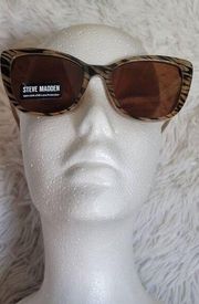 NWT Steve Madden Retro Animal Print Cat Eye Sunglasses *small defect