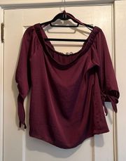 | Maroon Burgundy Purple Off-The-Shoulder Top Tye Sleeves Large