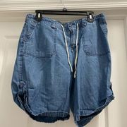 Merona size 12 jean shorts side buttons