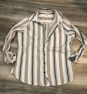 Size Large Button Down Boho Style Pit To Pit Is 21, Length Is 24