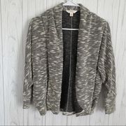 Sun & Shawdow Gray and Cream Open Front Cardigan