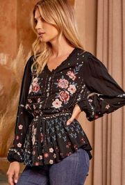 Savanna Jane Floral Embroidered  Waist Top Size Small Black V-Neck