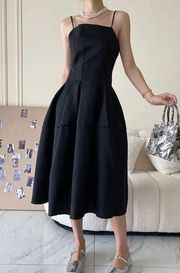 Chicwish fit and flare black midi dress small