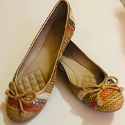 Vince Camuto multi colored weave pattern ballet flats. Size: 6