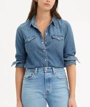 Levi’s pearl snap denim shirt size medium