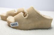 New! Fitflop shuv Two-Bar Shearling-lined Suede Slides in rose cream, size 5