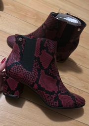 Women’s Snake skin boots 