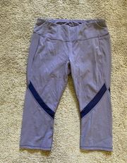 Calia by Carrie Underwood women's large athletic capri pants