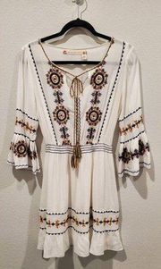 CHELSEA & VIOLET Boho Embroidery Dress