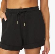 WeWoreWhat Pull on Sweat Shorts Womens Small Black Cozy Comfy Casual