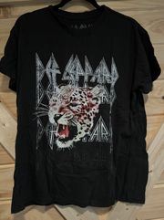 Def Leopard Black T-Shirt 