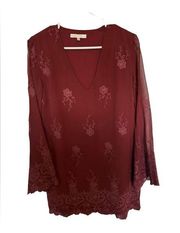 Burgundy V Neck Floral
Embroidery Bell Sleeve Shift Dress size small