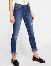 Free People  Great Heights Distressed Fray Skinny Jeans Size 25