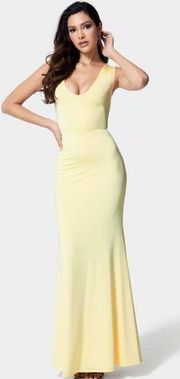 Bebe Open Back Gown Pale Yellow New Size M