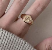 NWOT  gold chunky bee ring