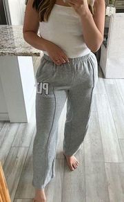 PrettyLittleThing Women's M Grey Wide-Leg Sweatpants Borg Applique Detail