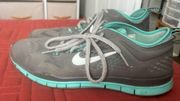 Nike Women’s  Free Run 5.0 Teal and Grey 9.0