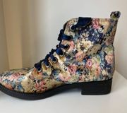 Dirty Laundry Velvet Floral Pattern Moto Boots Ribbon Laces Sz 7.5