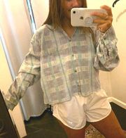 Boutique cropped flannel 