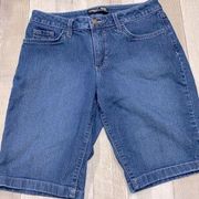 Riders by Lee mid rise Bermuda denim shorts size 6