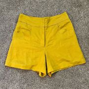 A Loves A Yellow Shorts