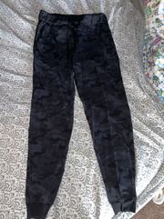 Slate Camo Strong Joggers