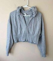 cropped sweatshirt