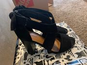 Black Suede High Heels With Bows Size 9