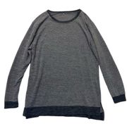 Gray Knit Sweater Size Large ringer crewneck