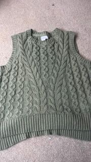 Green Sweater vest