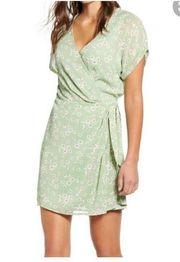 All in favor simone green floral wrap mini dress size Medium NWT