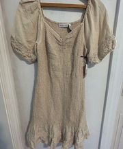 NWT Sincerely Jules dress with stretchy mid section and puff slee…