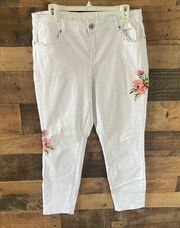 Women’s white jeans with flower embroidery