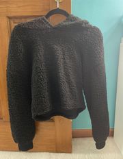 Black fuzzy cropped sweatshirt