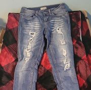 Like New!  Distressed Ankle Crop Skinny Jeans Junior's Size