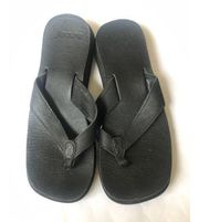 Reef black leather square toe platform sandal 9