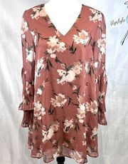 Love Riche long pleated layered bell sleeve floral shift dress size small