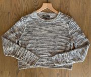 Long Sleeve Crop Sweater in Black and White Size M/L