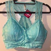 NWT - Bralette size large