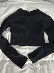 Long-sleeve Crop Top