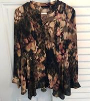 Investments watercolor flowy long sleeve blouse size medium