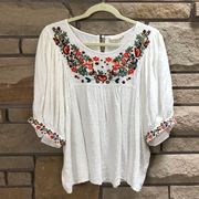 Solitaire Anthropologie Embroidered Floral White Peasant Swiss Dot Top Large