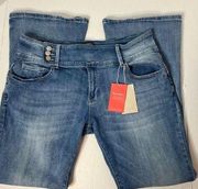 Flamingals Light Wash Wide Button Waist 5 Pocket Flared Jeans Size 3 XL. New!